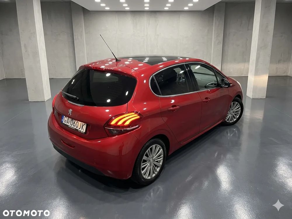 Peugeot 208 - 2