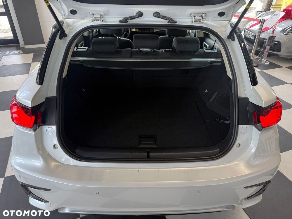 Lexus CT - 9
