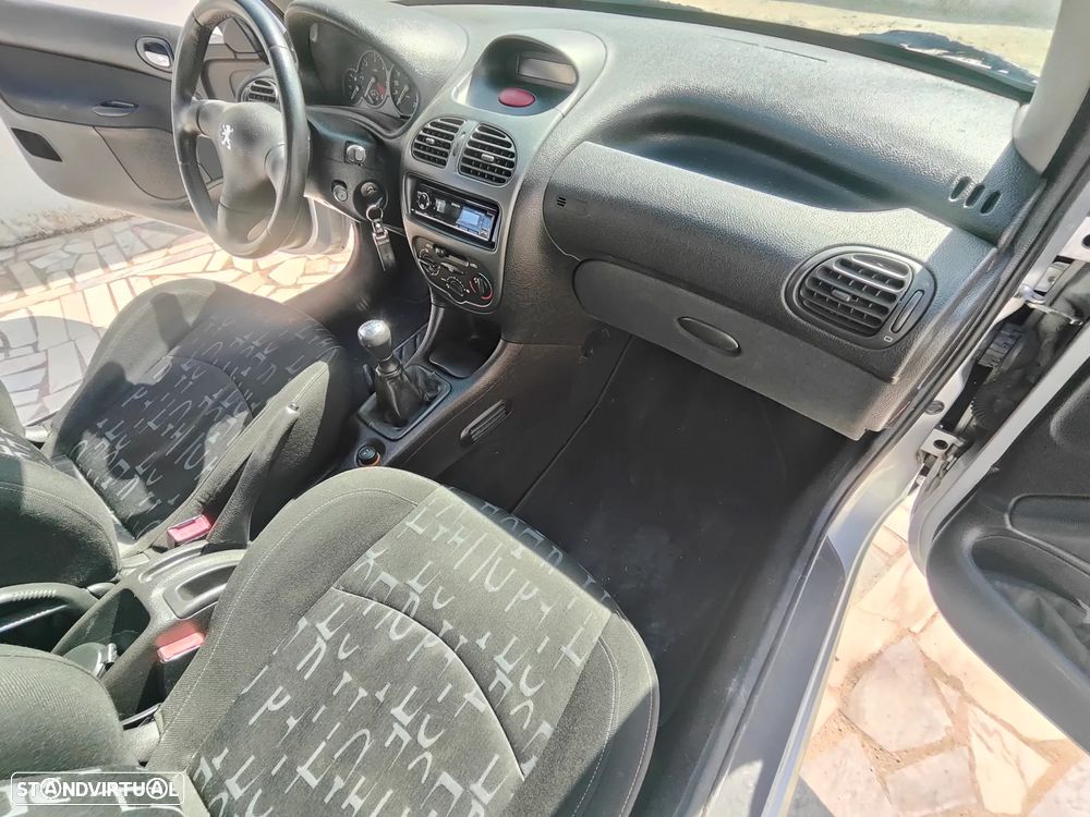 Peugeot 206 2.0 HDi XS - 17