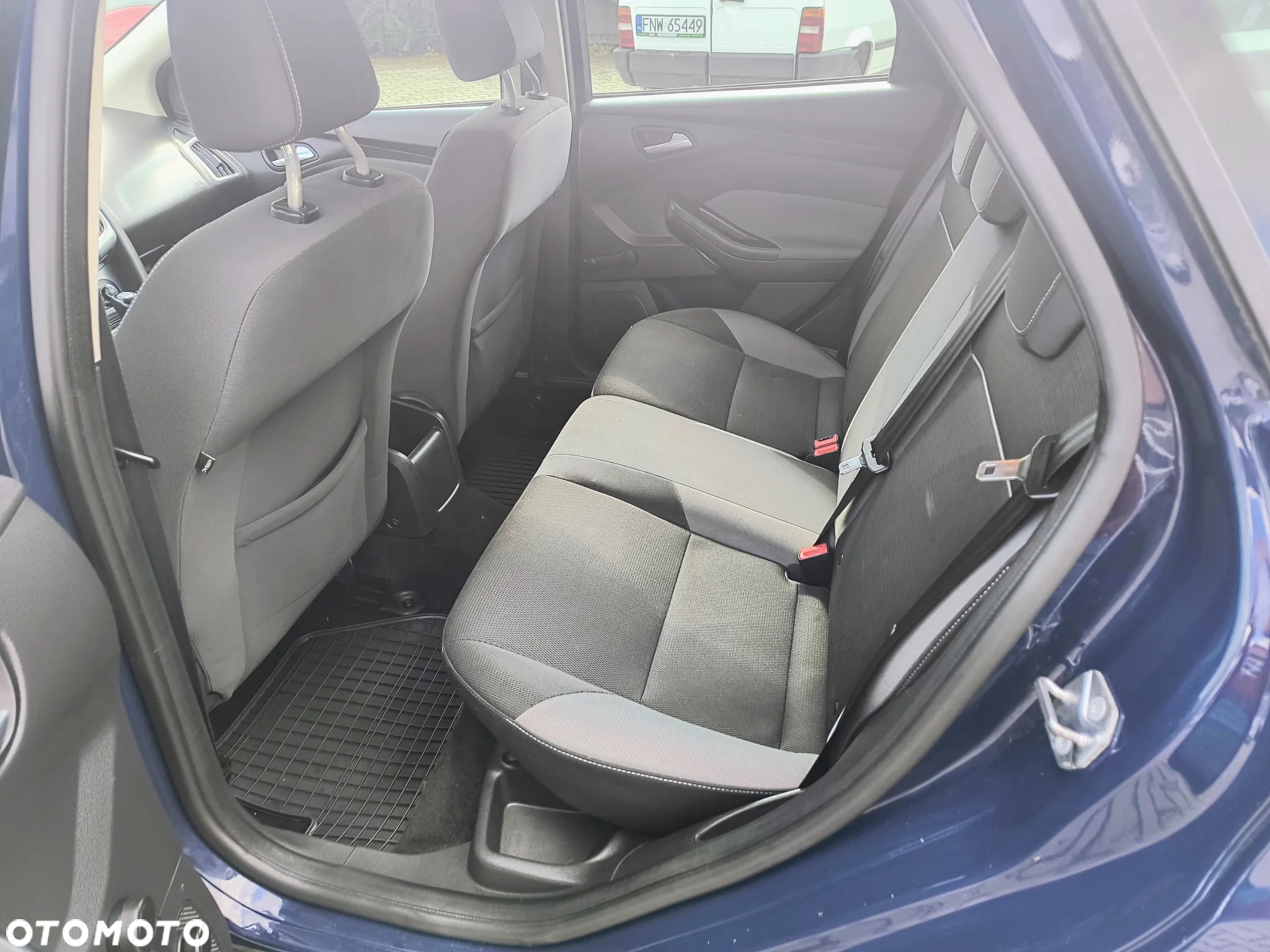 Ford Focus - 8