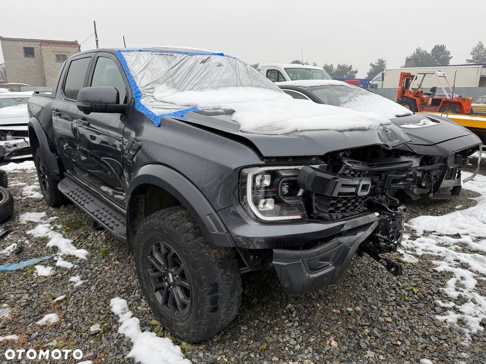 Ford Ranger Raptor - 12