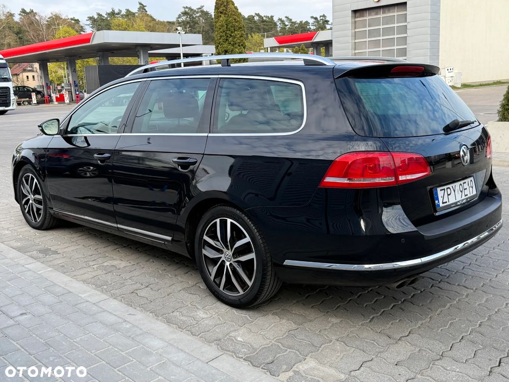 Volkswagen Passat - 4