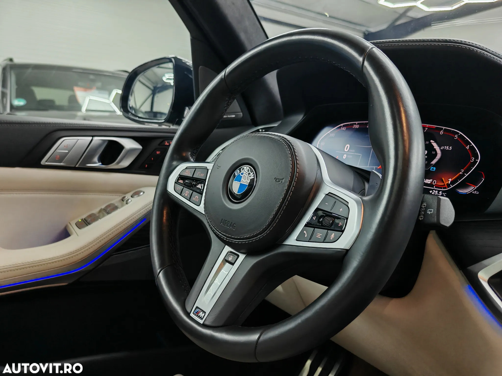BMW X7 xDrive40i - 27