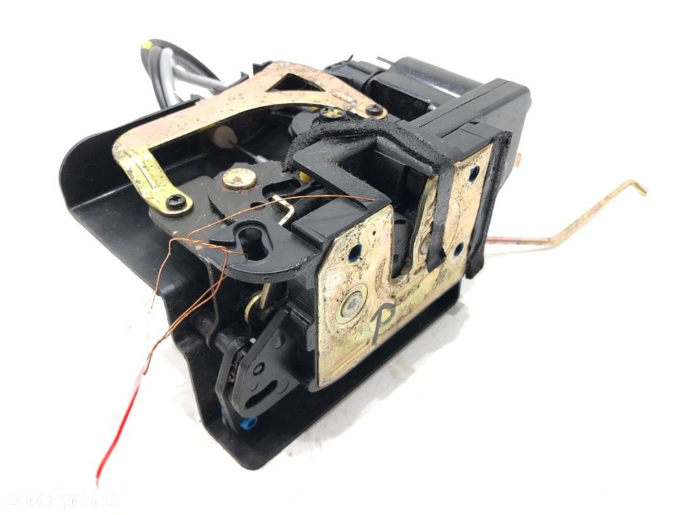 ZAMEK DRZWI PRAWY PRZÓD  SSANGYONG KYRON 2005 - 2022 2.0 Xdi 4x4 104 kW [141 KM] olej napędowy - 2