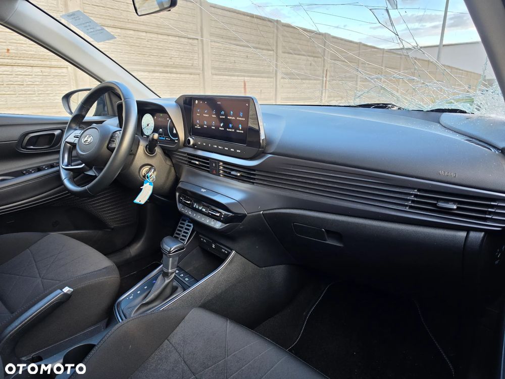Hyundai Bayon - 12
