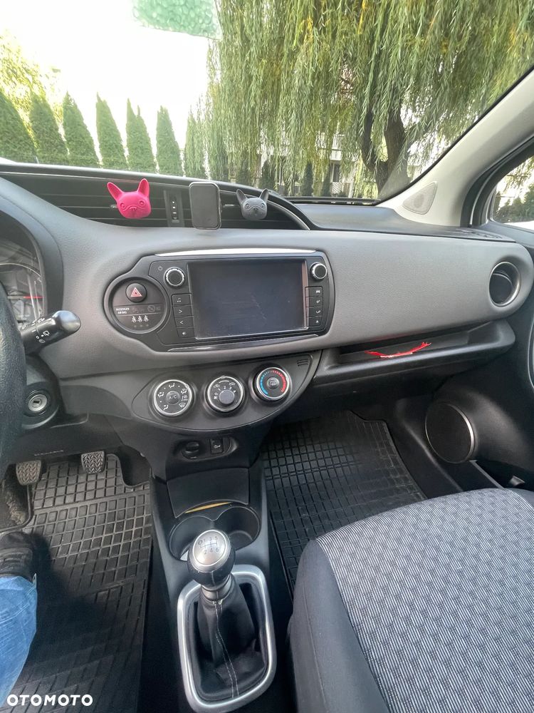Toyota Yaris - 11