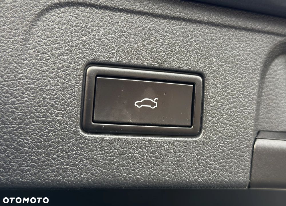 Volkswagen Passat - 13