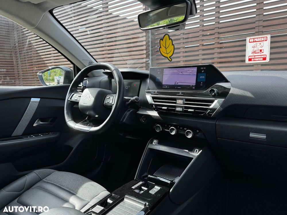 Citroën C4 PureTech 130 Stop&Start EAT8 SHINE - 17