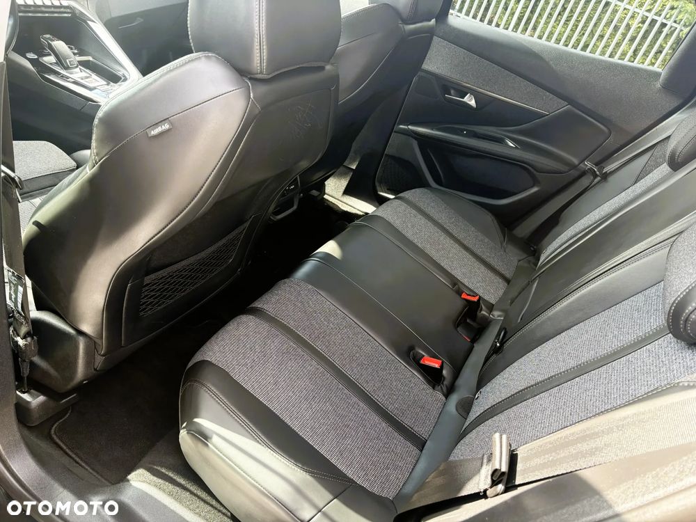 Peugeot 3008 THP 165 EAT6 Stop & Start Allure - 27