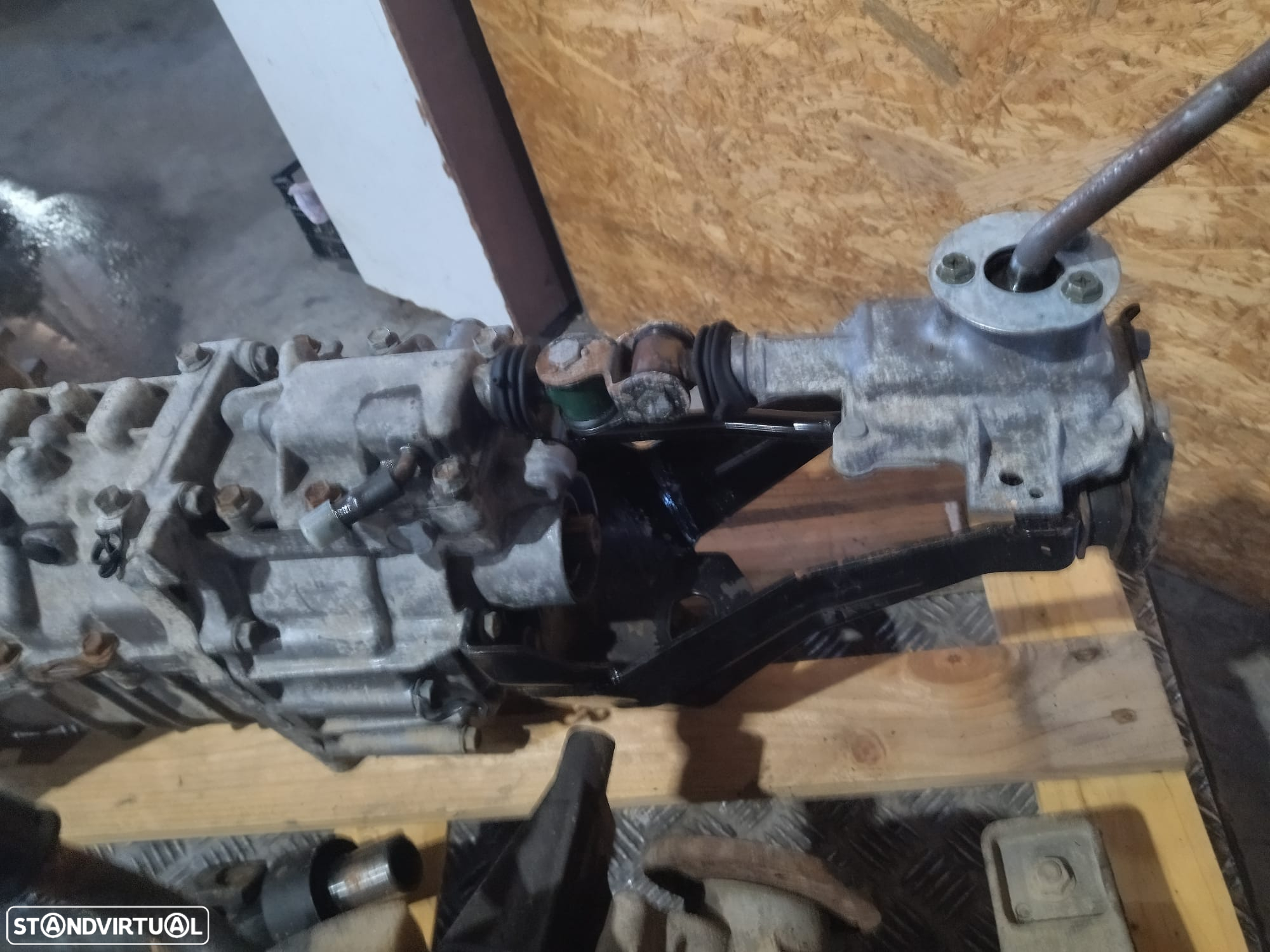 Caixa de transferências Suzuki Jimny 1.3i REF: R7ME - 13
