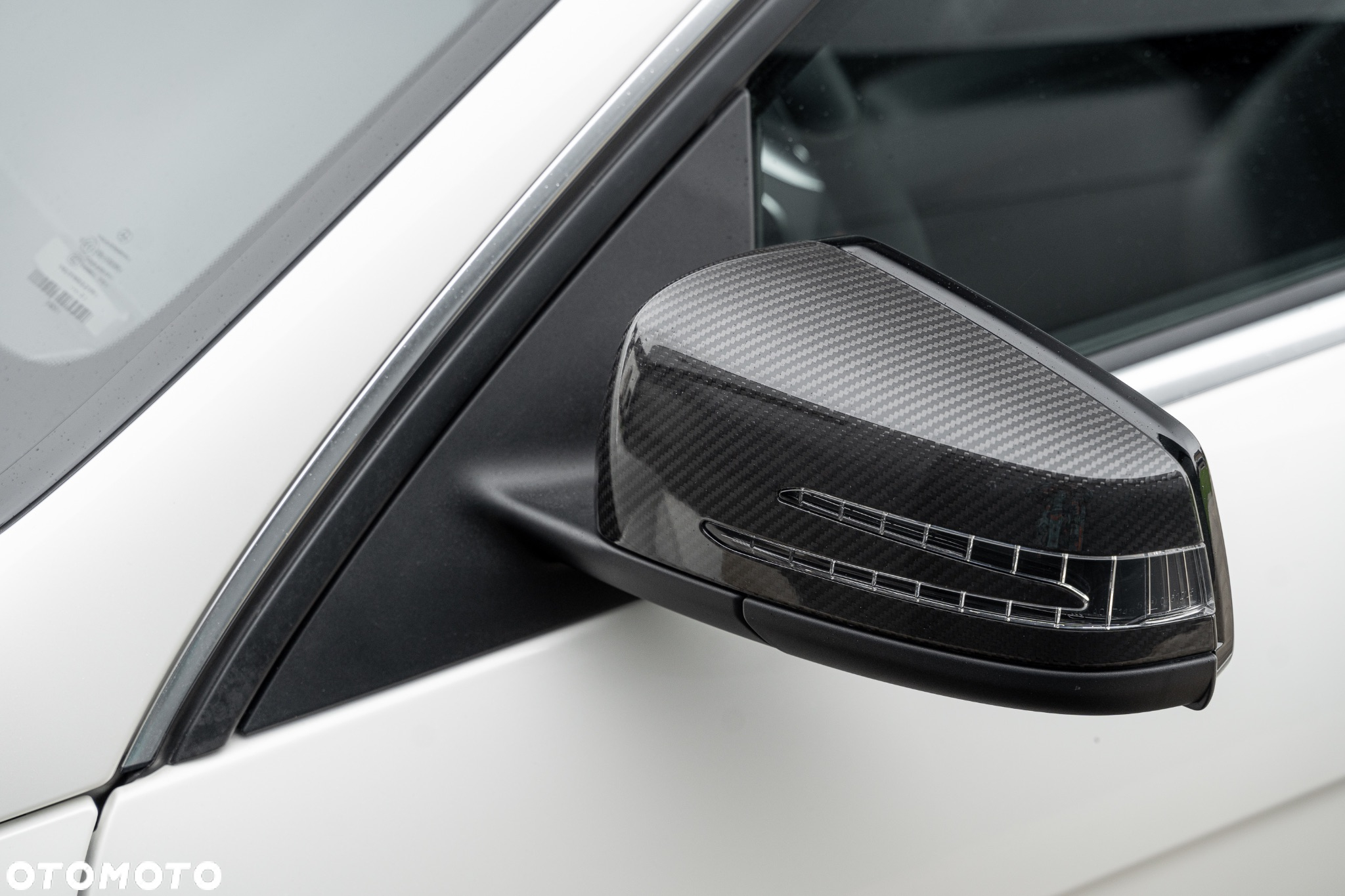 Mercedes-Benz Klasa C 63 AMG - 11