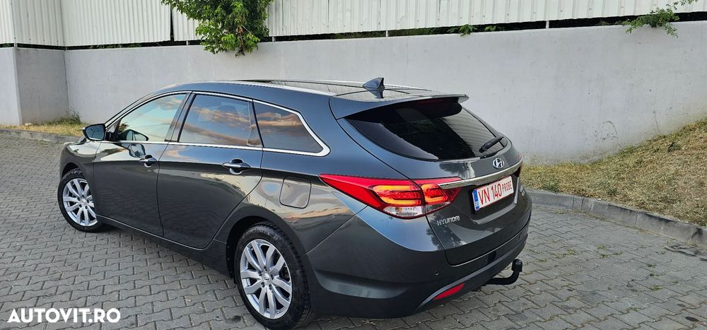 Hyundai i40 1.7 CRDI CW 7DCT Supreme+ - 2