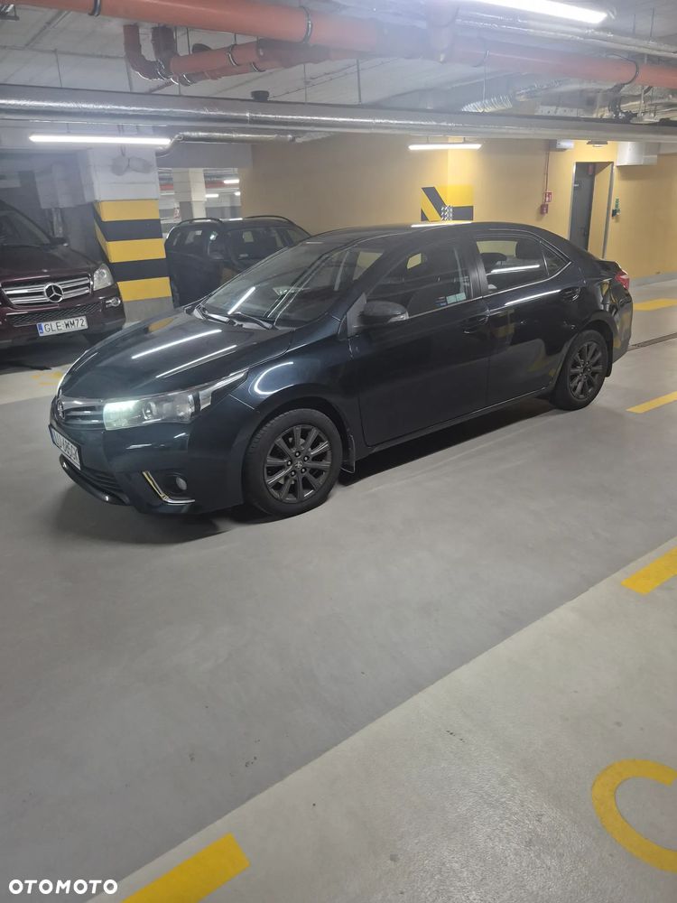 Toyota Corolla - 24