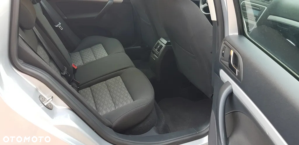 Skoda Octavia 1.6 TDI 4x4 Ambiente - 15