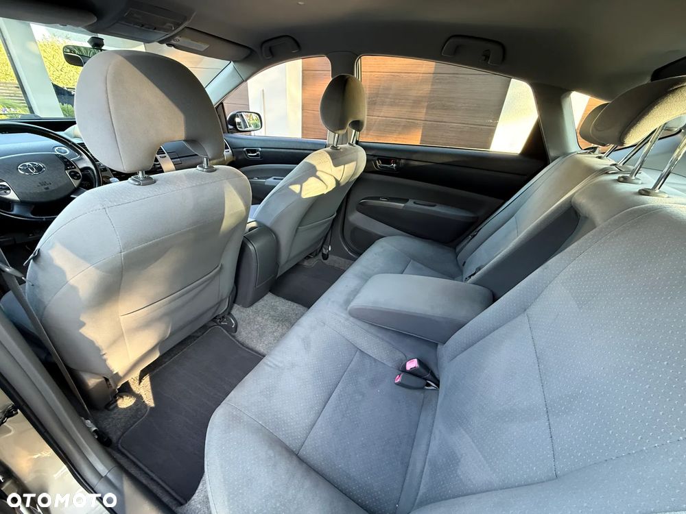 Toyota Prius 1.5 VVT-i Sol - 17