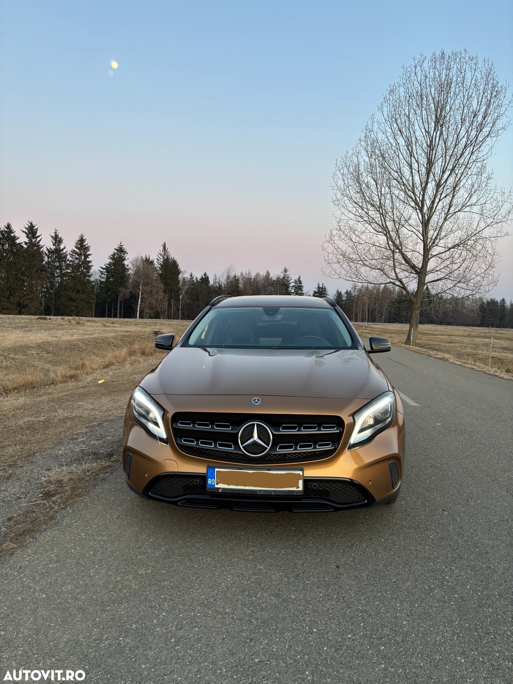 Mercedes-Benz GLA - 2
