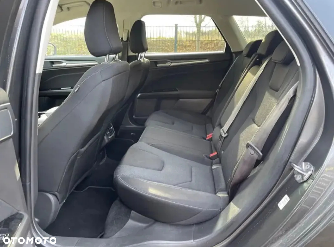 Ford Mondeo 2.0 TDCi Start-Stopp PowerShift-Aut Business Edition - 36