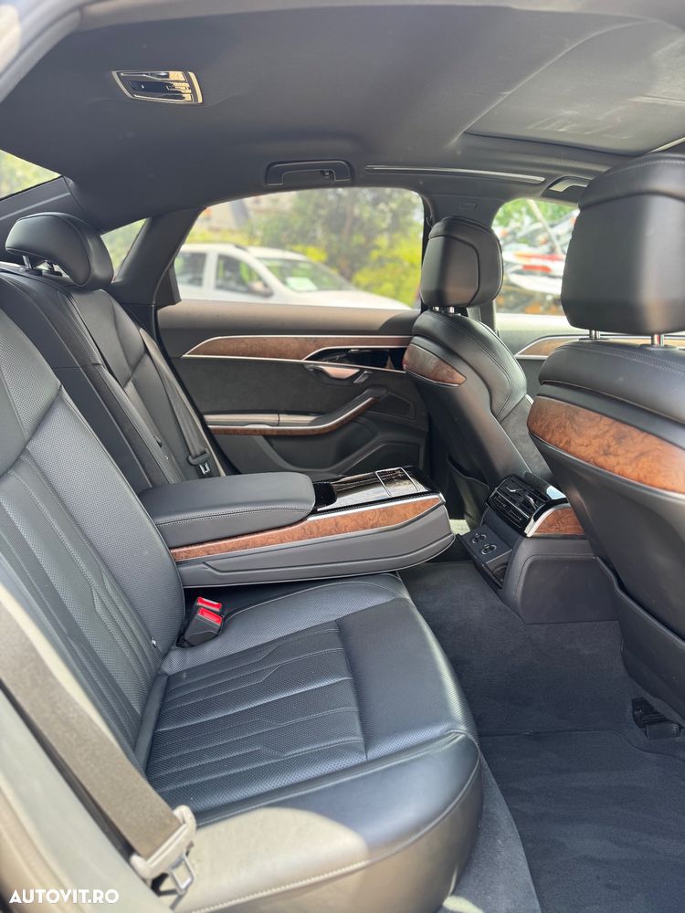 Audi A8 - 9