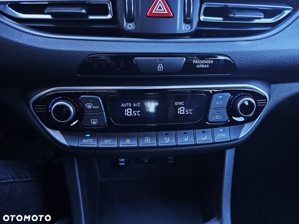 Hyundai i30 1.0 T-GDI Smart - 23