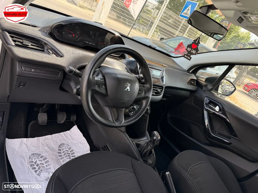 Peugeot 208 HDi 68 Like - 8