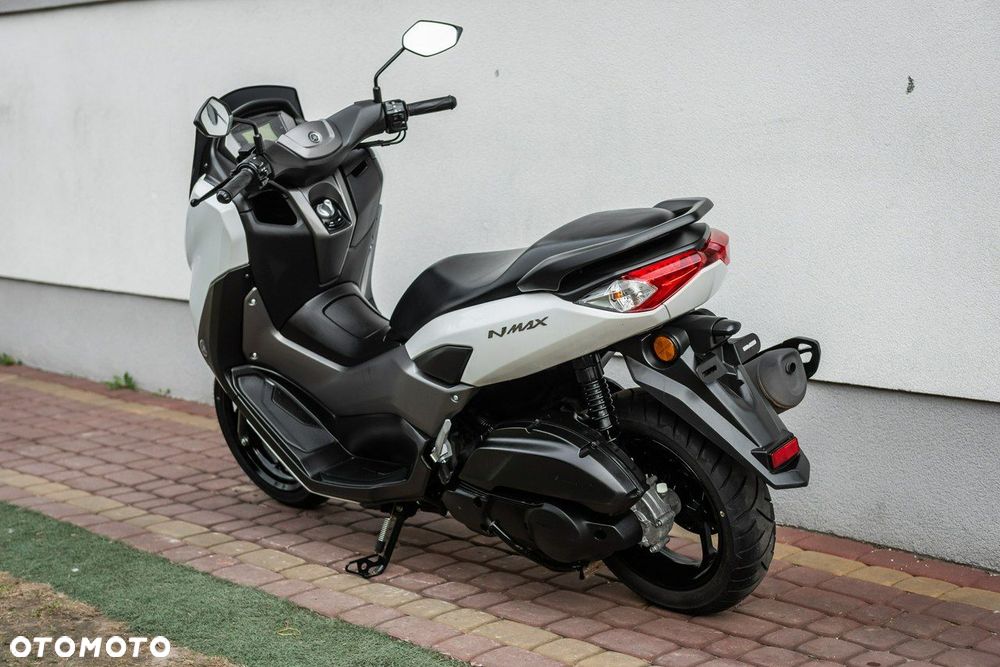 Yamaha NMAX - 5