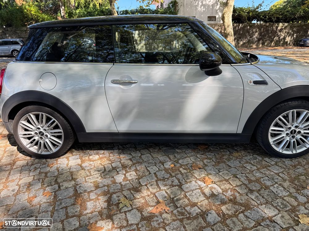 MINI 3 Portas Cooper D Auto - 4