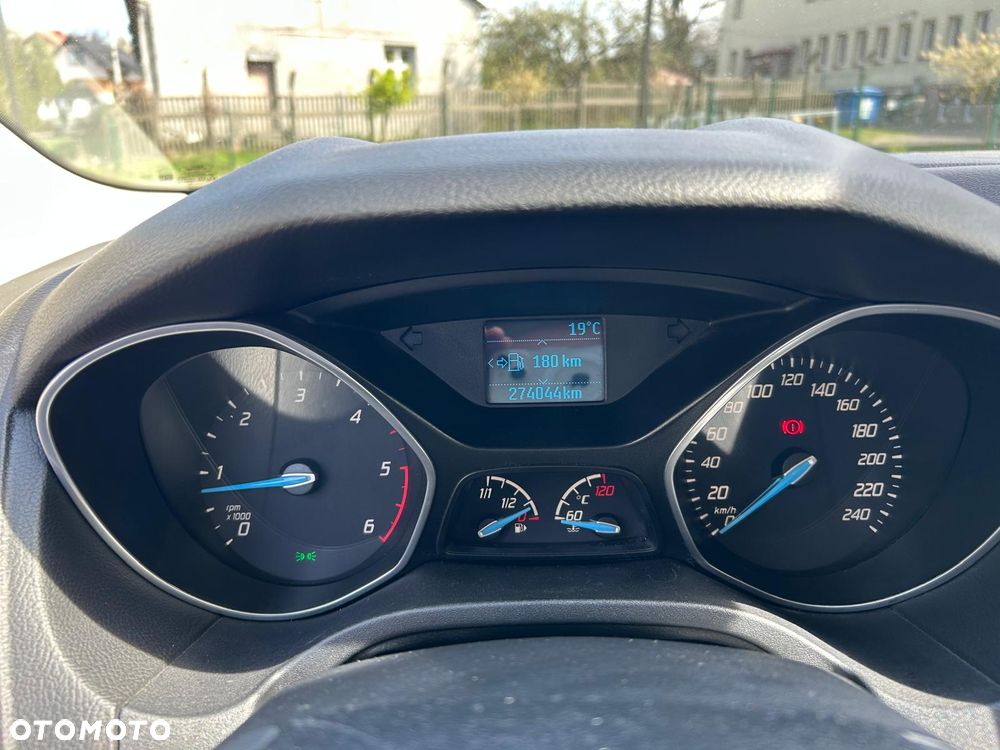 Ford Focus - 8