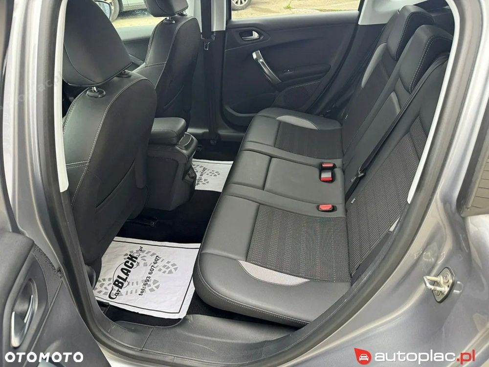 Peugeot 2008 1.2 Pure Tech GPF Allure S&S - 10