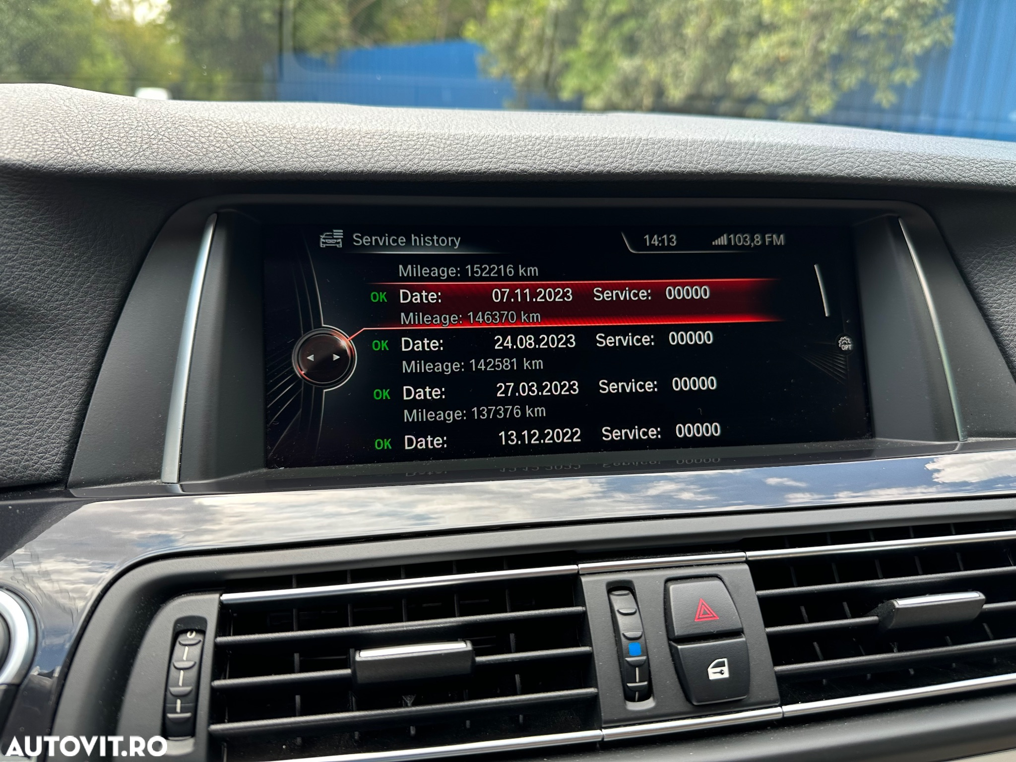 BMW Seria 5 525d xDrive AT - 17
