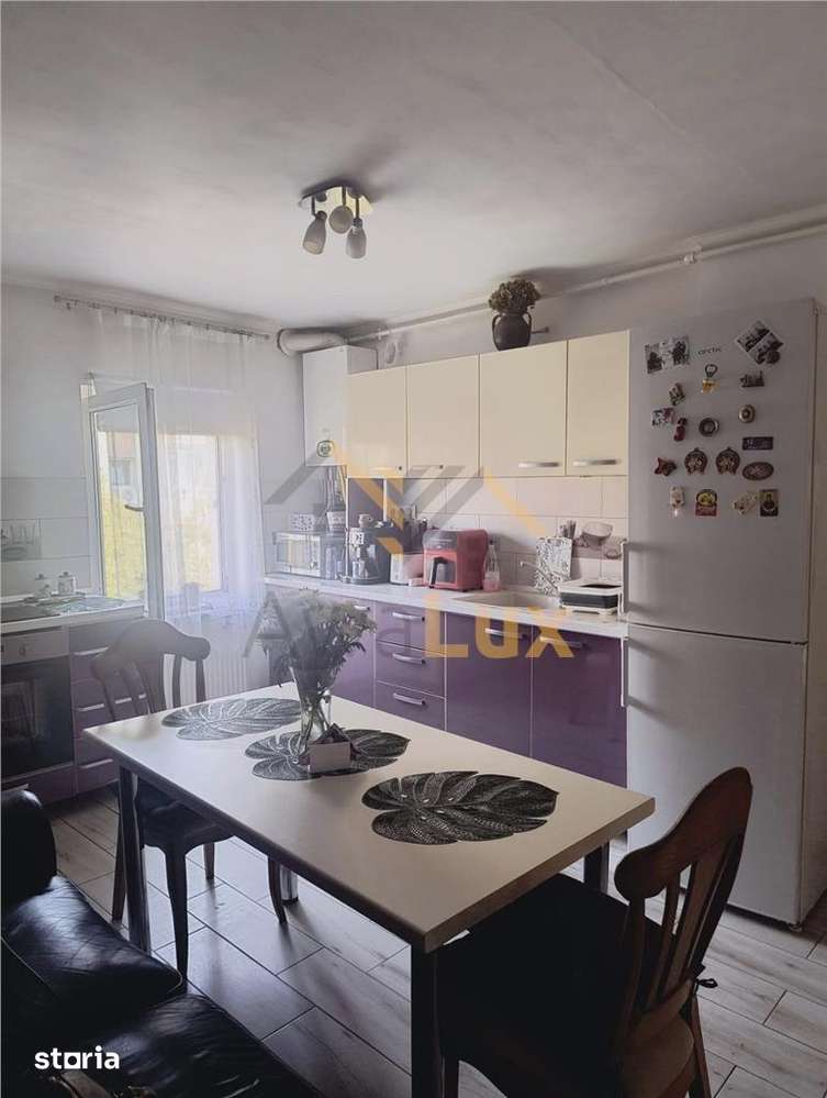Apartament 3 camere de vanzare, Garii — fotografia 1