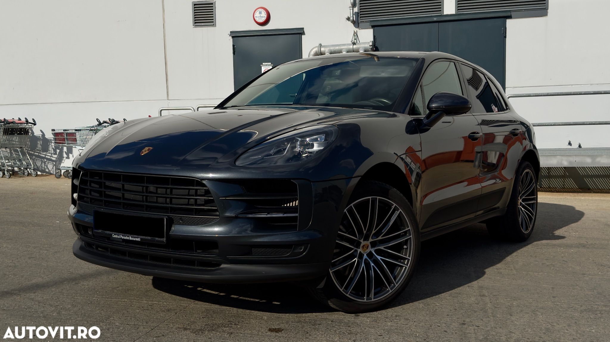 Porsche Macan S - 1