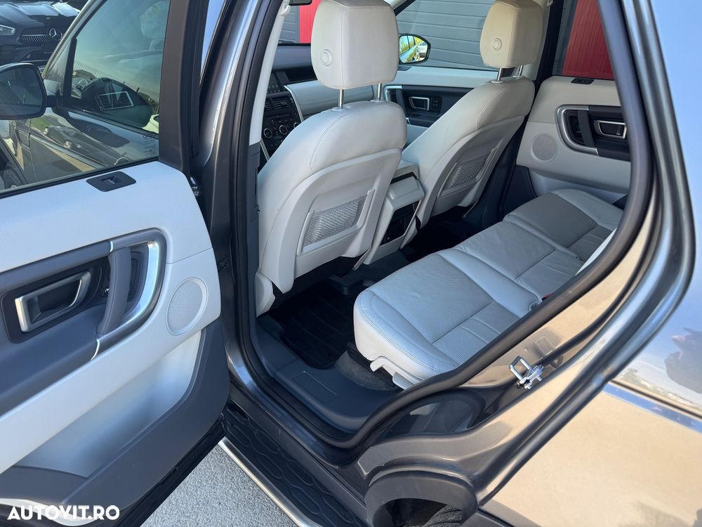 Land Rover Discovery Sport 2.0 l TD4 HSE Luxury Aut. - 25