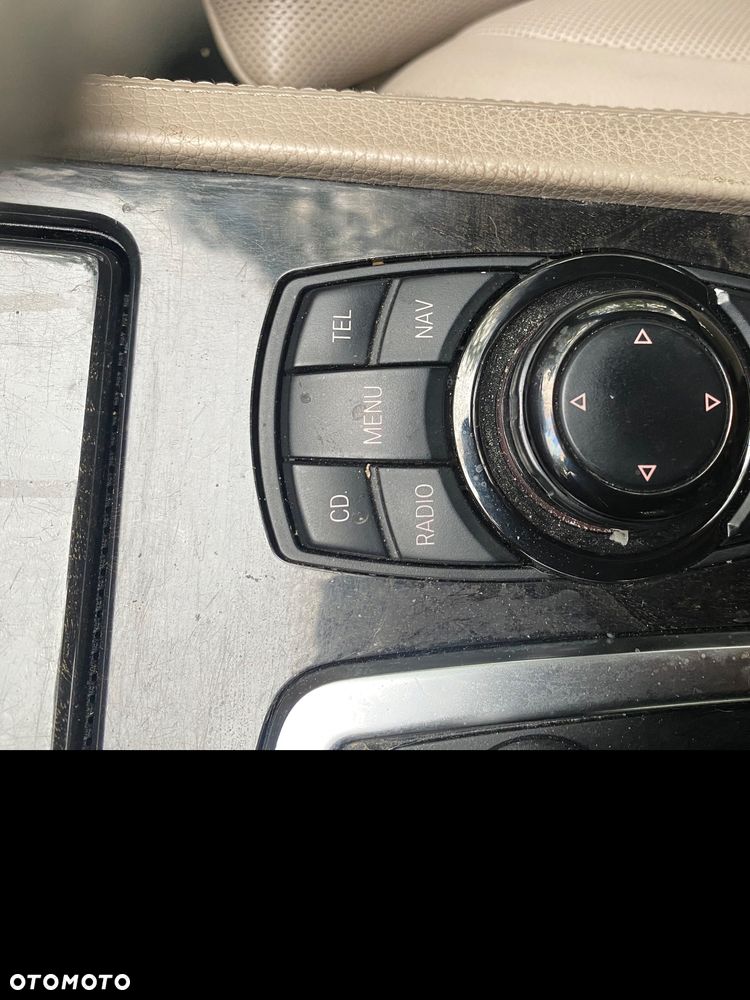 BMW Seria 7 740d xDrive - 33