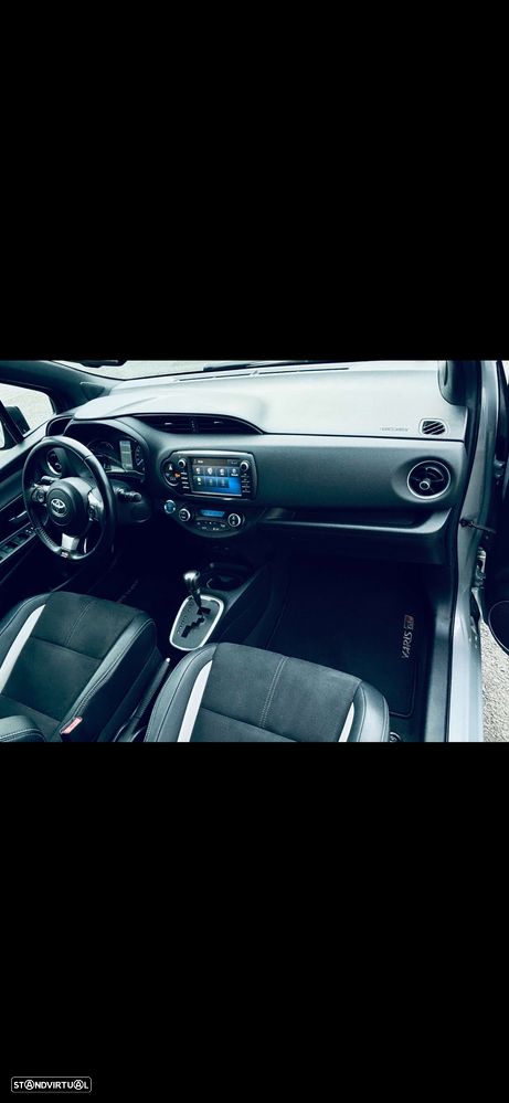 Toyota Yaris 1.5 HDF GR Sport - 17