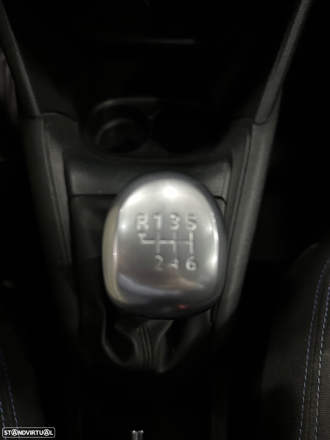 Peugeot 208 1.5 BlueHDi Signature - 11