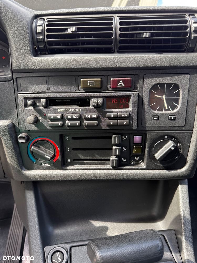 BMW Seria 3 - 16