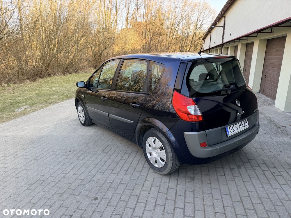 Renault Scenic - 2