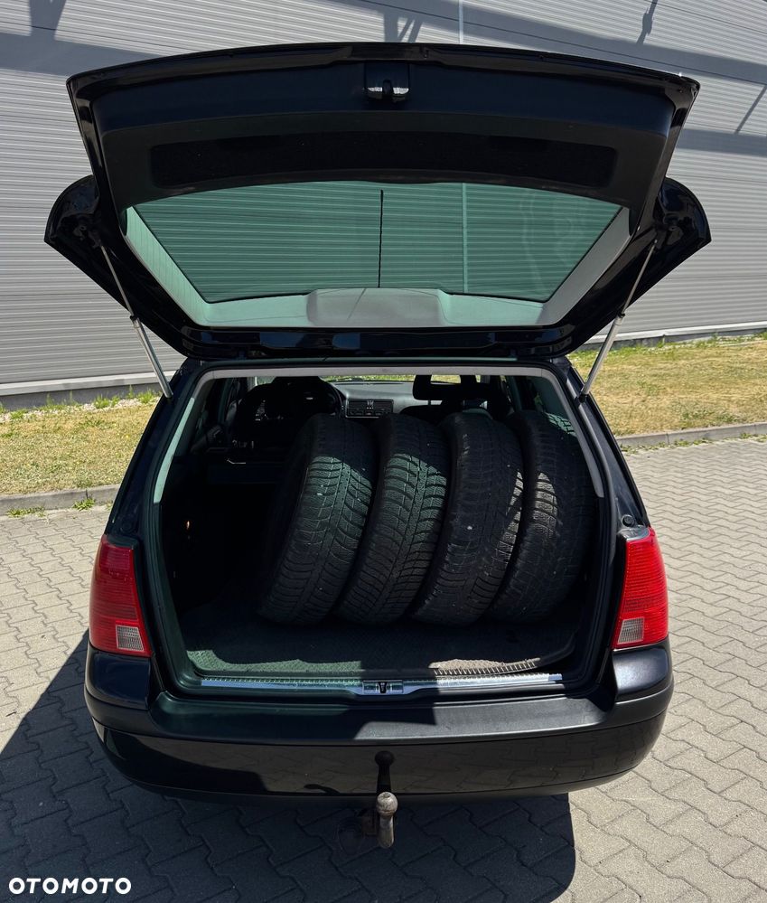 Volkswagen Bora Variant 1.6 Comfortline - 17