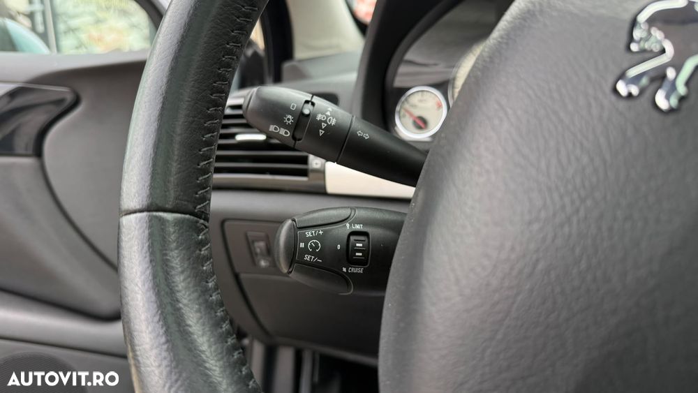 Peugeot 407 - 17
