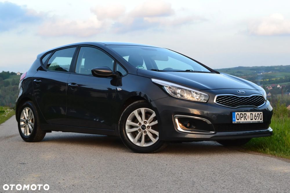 Kia Ceed 1.6 GDI Edition 7 - 17