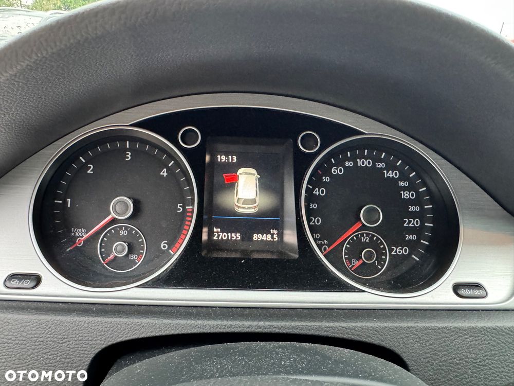 Volkswagen Passat 2.0 TDI BlueMotion Technology R-Line - 20