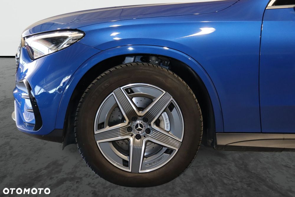 Mercedes-Benz GLC - 7