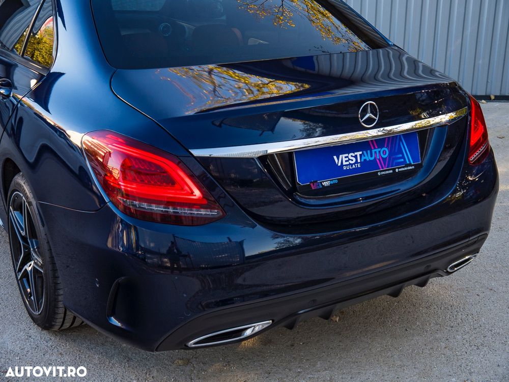 Mercedes-Benz C 180 d 9G-TRONIC Exclusive - 33