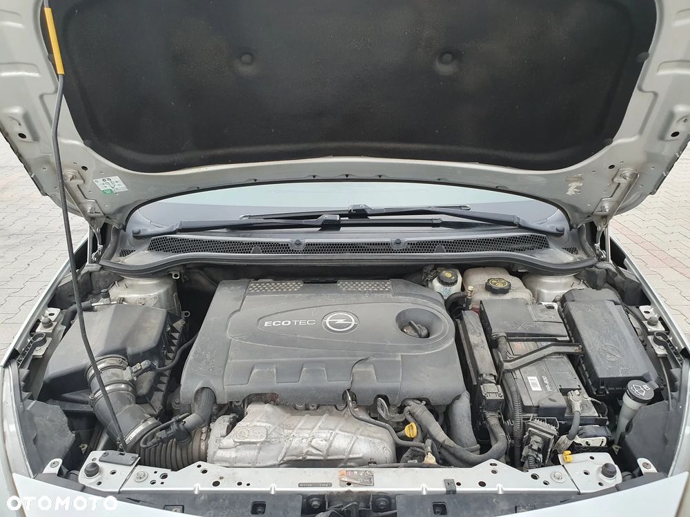 Opel Astra 2.0 CDTI Sport - 10