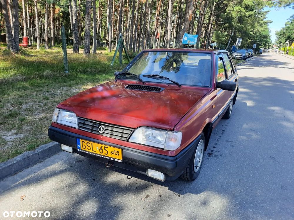 Polonez Caro - 1