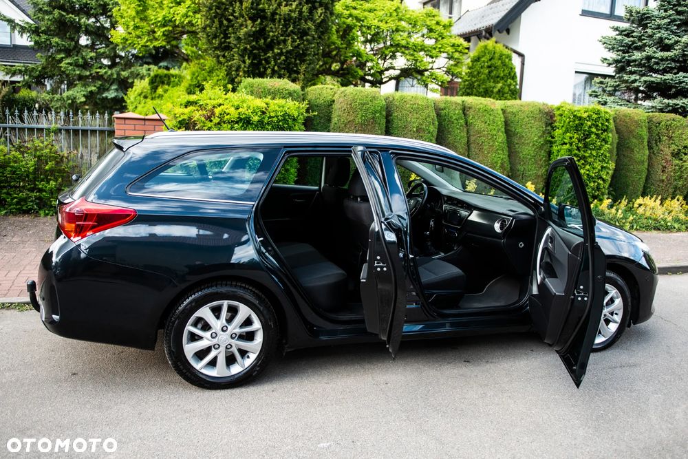 Toyota Auris 1.6 Valvematic Comfort - 8
