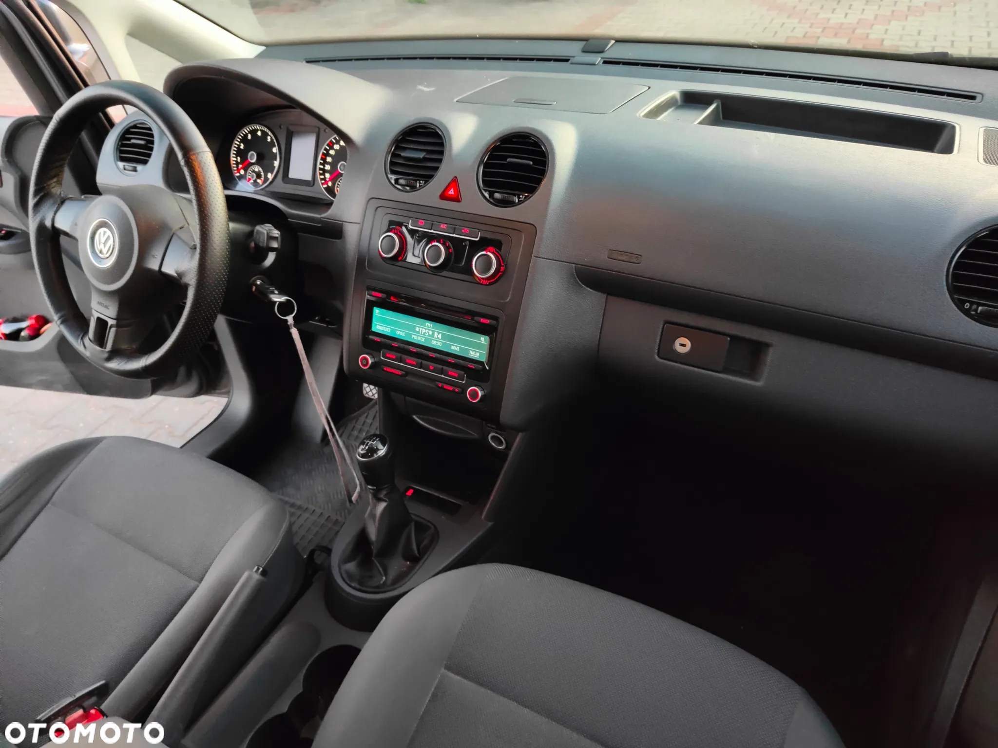 Volkswagen Caddy - 11