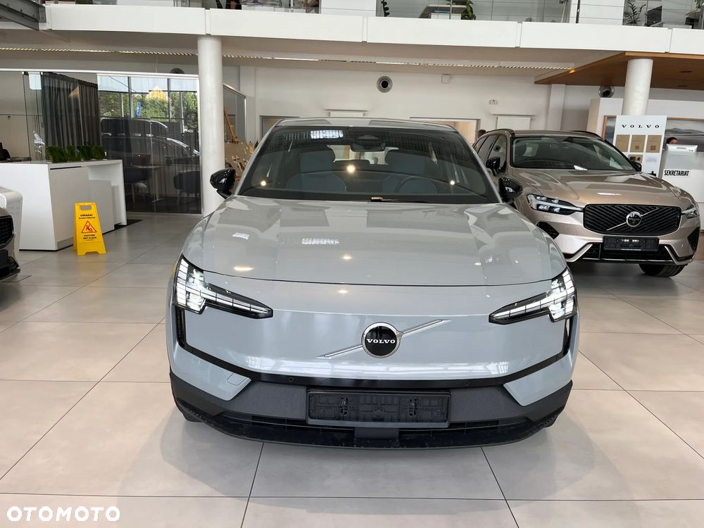 Volvo EX30 51kWh Single Motor Core - 2