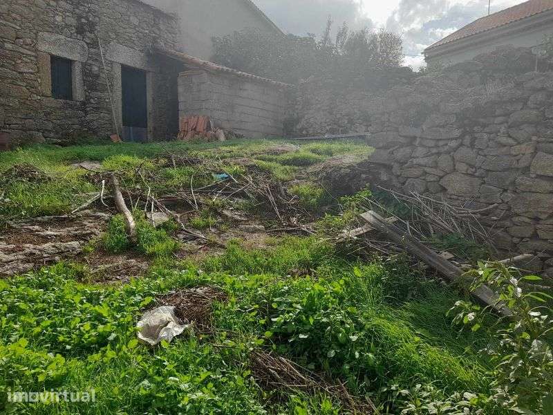Casa de Aldeia,com terreno. - Grande imagem: 3/5