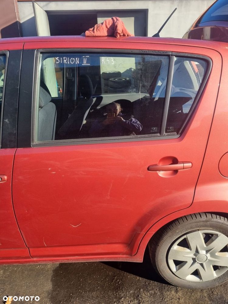 DAIHATSU SIRION II 05-08 2006 r. R43 DRZWI LEWY TYŁ LEWE TYLNE EU * - 1